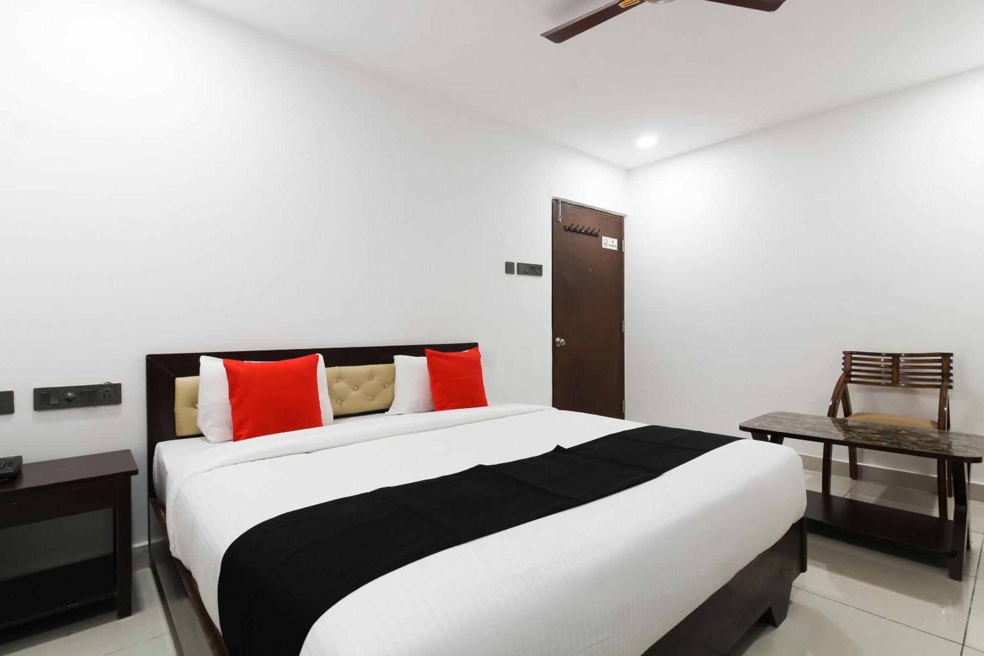 Super Mythri Hotel Near By Ecil, As Rao Nagar, Sainikpuri Maula Ali Exterior foto